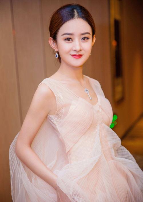 赵丽颖照片最新,优雅气质尽显